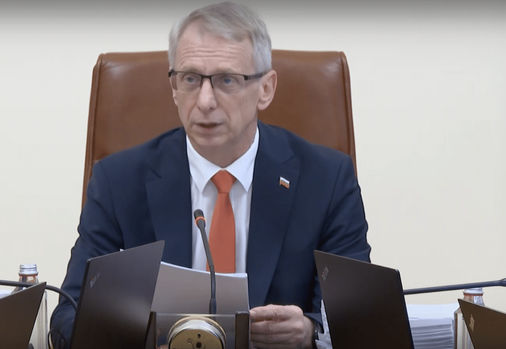 Денков: Единственият смисъл този кабинет да работи е, ако България се движи в правилната посока