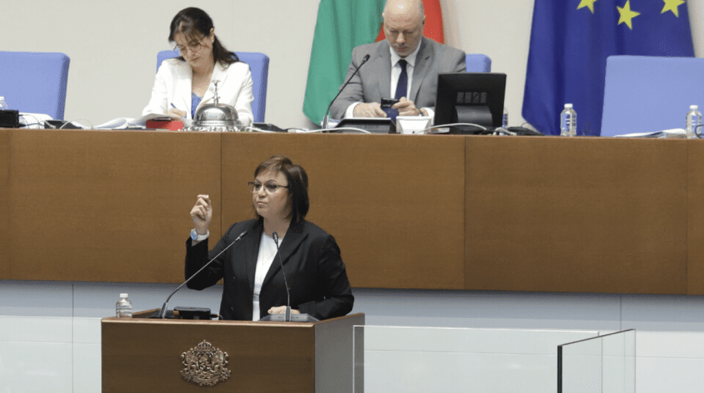 Нинова: Вие признахте, че България е втора ръка държава в ЕС