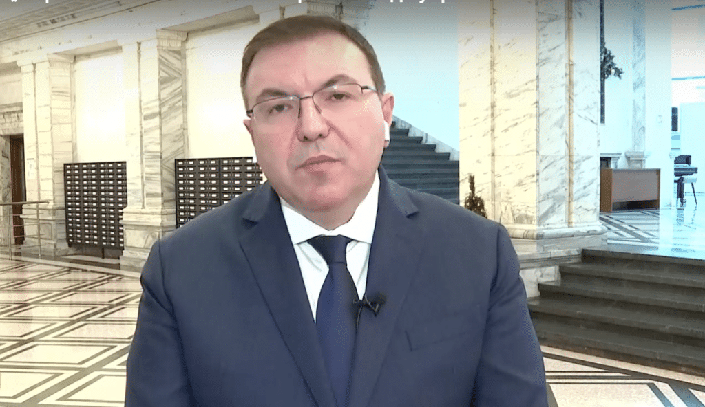 Костадин Ангелов: Няма как министър Хинков да управлява на инат