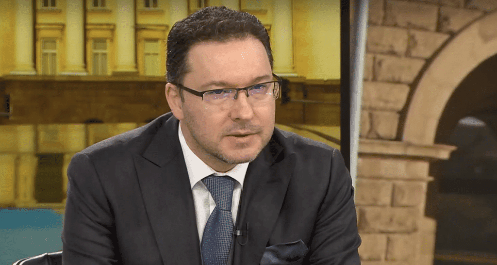 Даниел Митов: Конституционните промени и бюджетът ще покажат дали сглобката има бъдеще