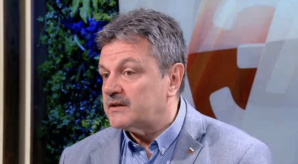 Симидчиев: Столът на здравния министър винаги е несигурно място