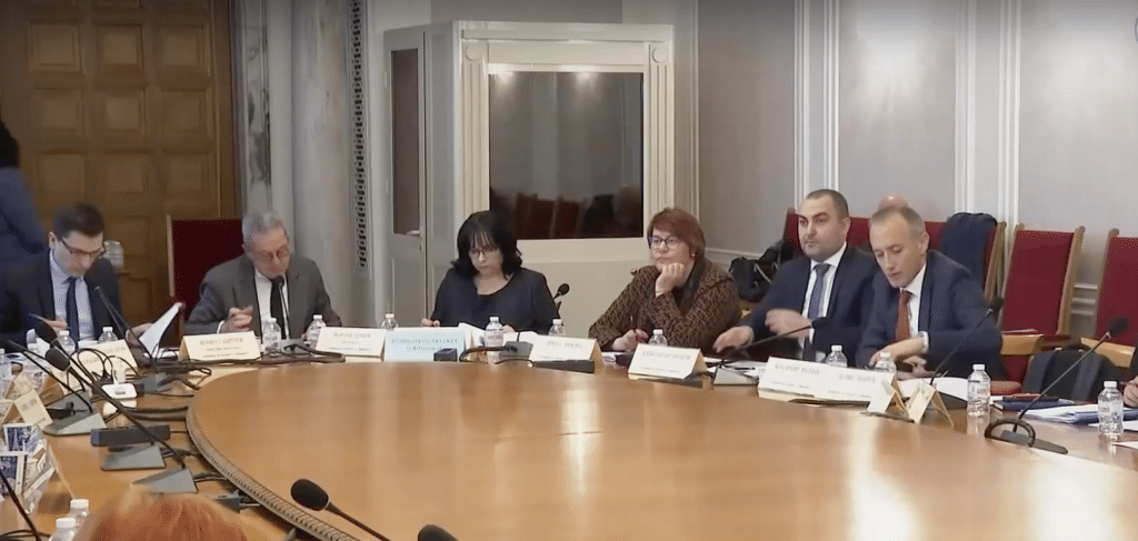 Бюджетната комисия прие бюджета НЗОК