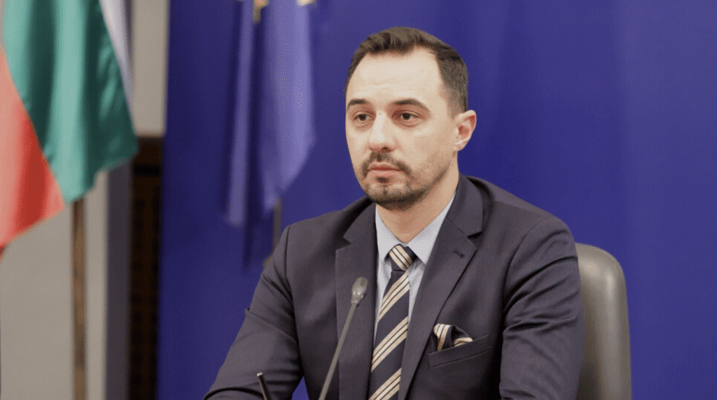 Министърът на икономиката поиска оставките на цялото ръководство на КЗП