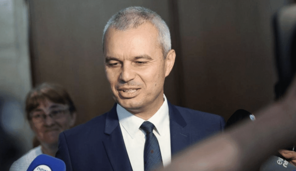 Отложиха делото срещу Костадин Костадинов