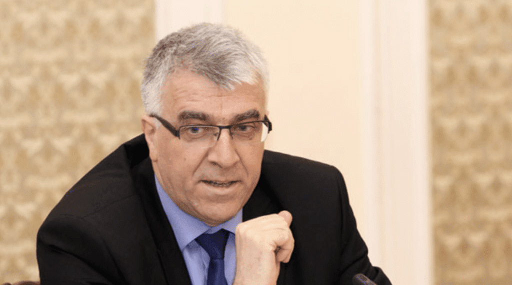 Румен Гечев: От БСП смятаме, че това правителство не трябва да изкара пълен мандат