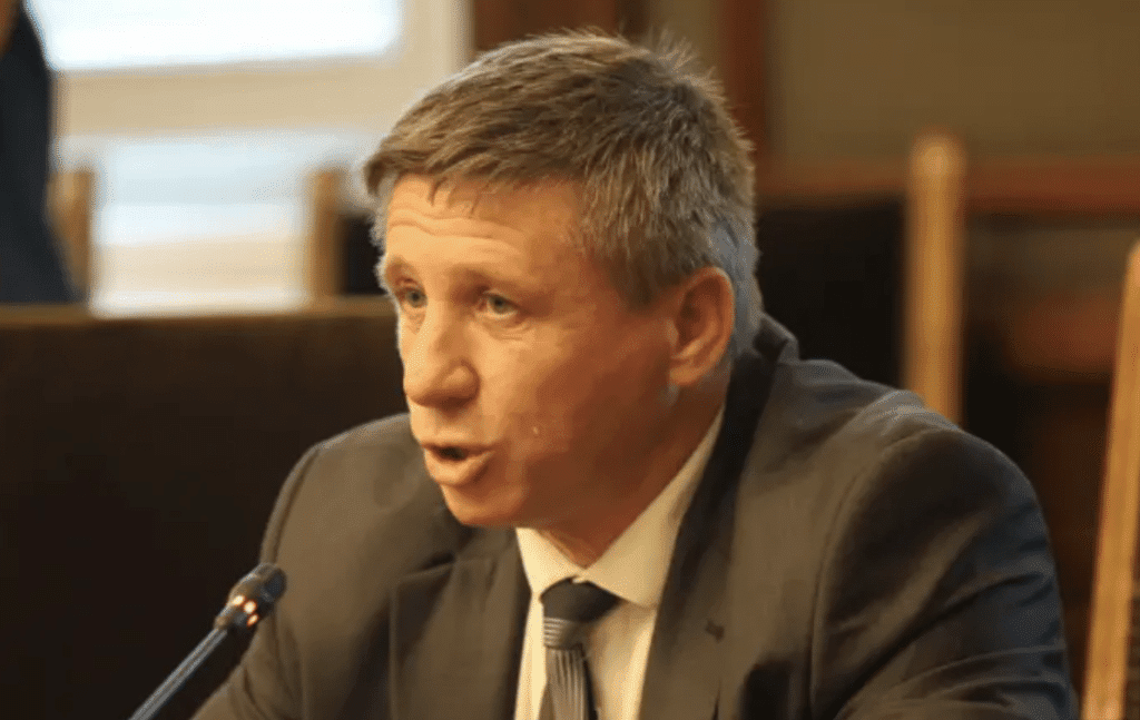 Николай Дренчев от „Възраждане“ поема Комисията за службите, Рашков влиза като член
