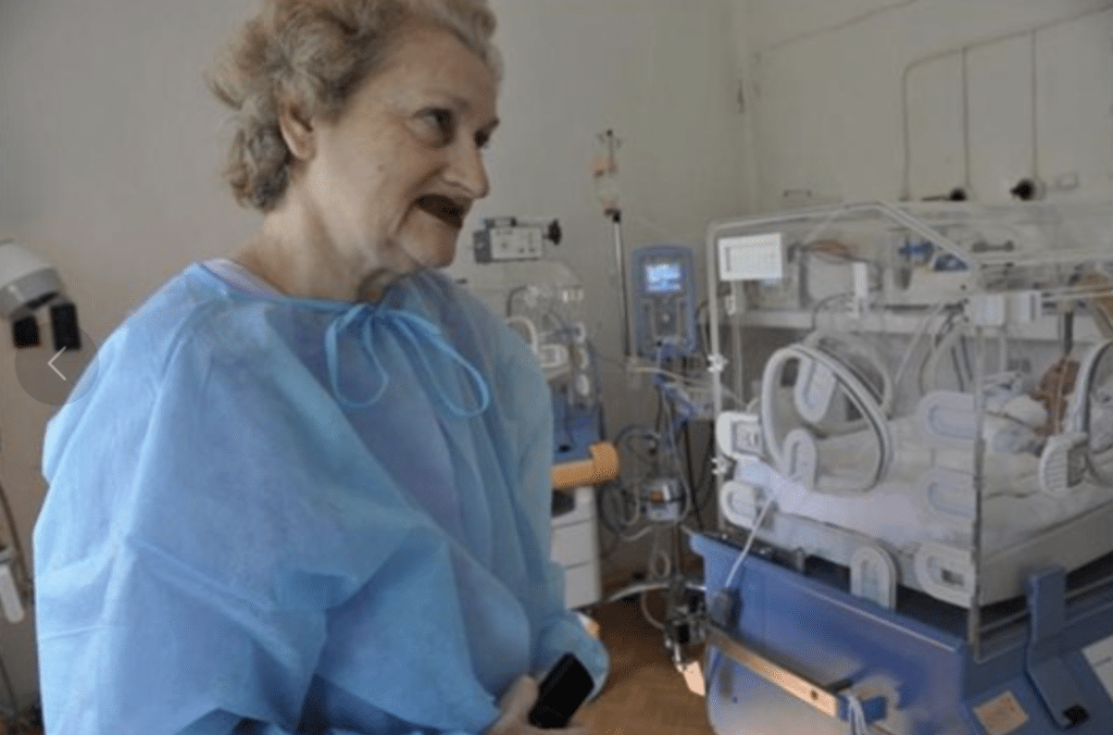 Починала е най-възрастната родилка в България, дъщеря й е в приемно семейство