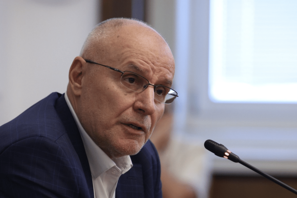 Димитър Радев: Колкото по-нестабилна е външната среда, толкова по-предвидима трябва да е вътрешната
