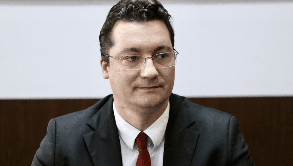 Крум Зарков: Битката за дневния ред в България предопределя следващите управленски конфигурации