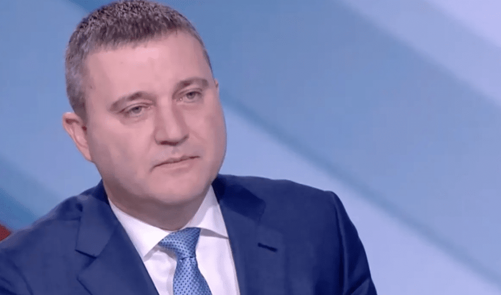 Владислав Горанов: Ако Радев иска да влезе в политиката, ще трябва да слезе от пиедестала и да си изцапа обувките