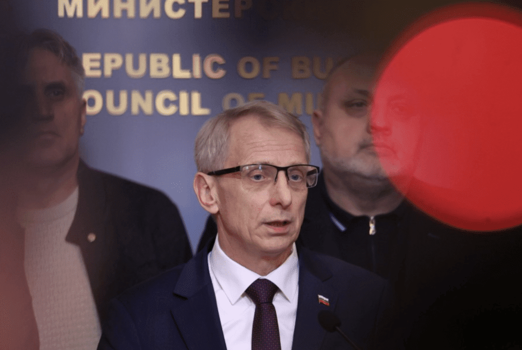 Денков: Министри заминават в командировка в САЩ, аз оставам тук