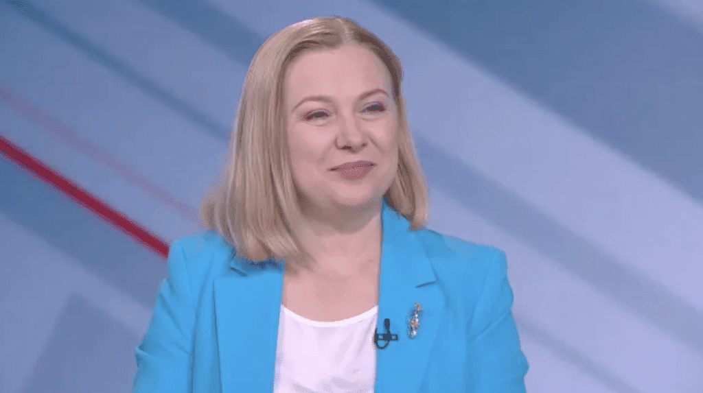 Надежда Йорданова: Няма да се стигне до предсрочни избори заради ротацията