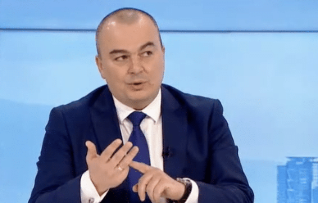 Пламен Абровски: Едно казваме пред обществото, друго казваме в Брюксел