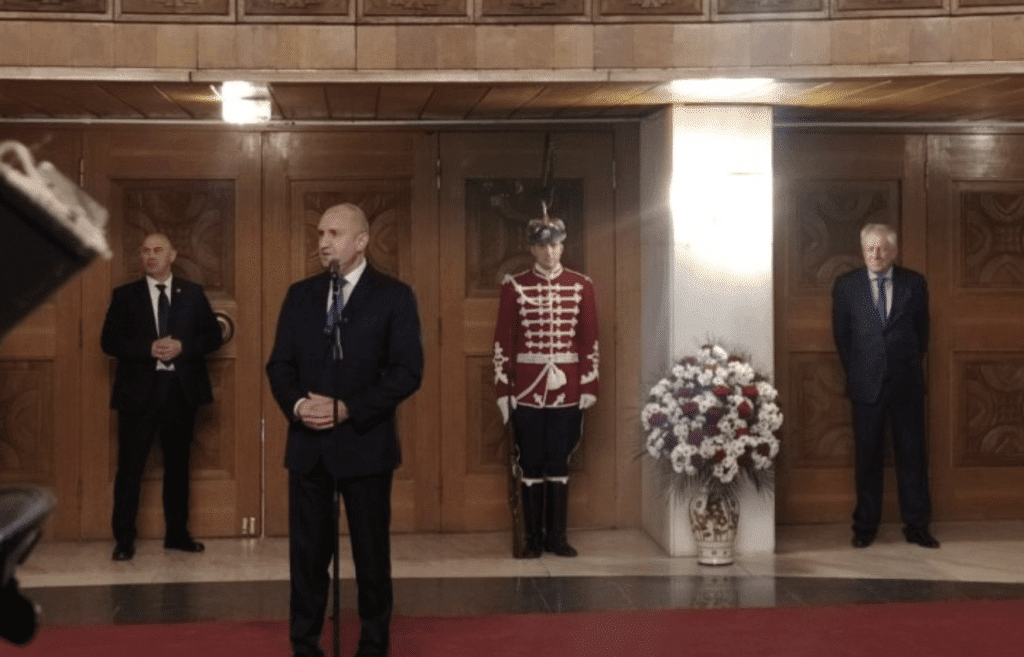 Радев: ЕС да докаже, че е основан на правила, не може повече България и Румъния да са извън Шенген
