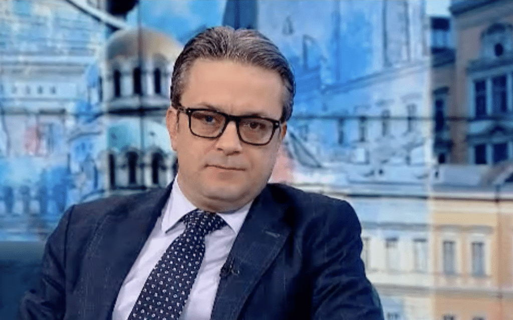 Тома Биков: Няма ултиматум, а по-скоро разговор какъв да е профилът на външния министър