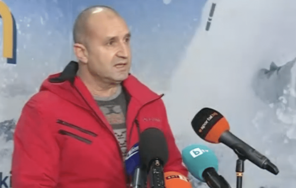 Радев: Ще спазя Конституцията, ще връча мандата на ГЕРБ