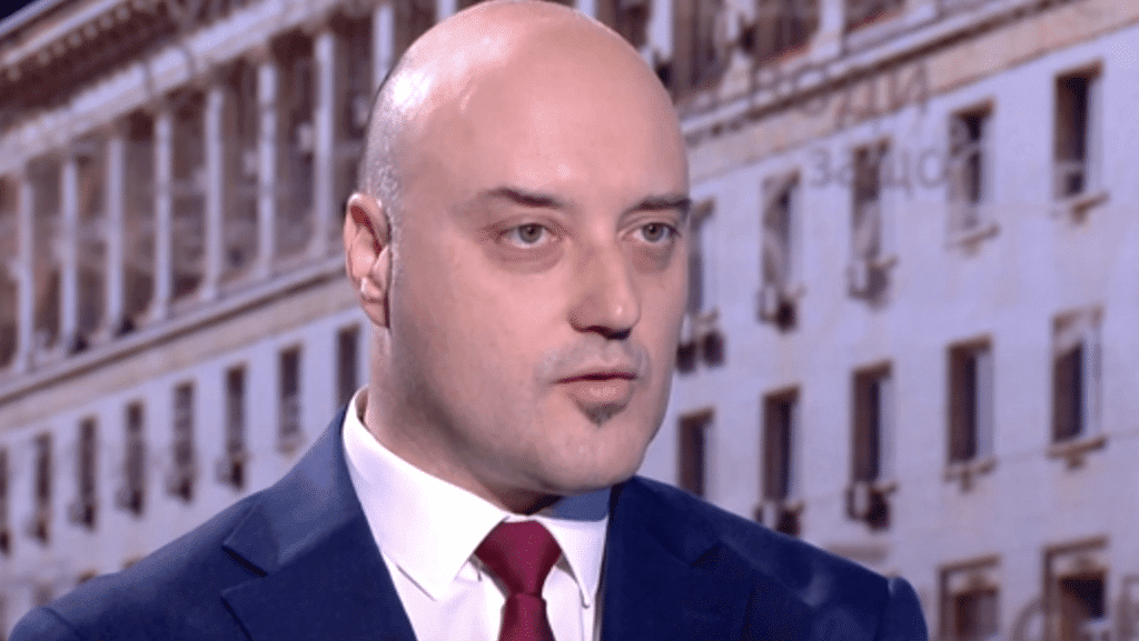 Атанас Славов: Има зависимости, които стигат до най-високите нива