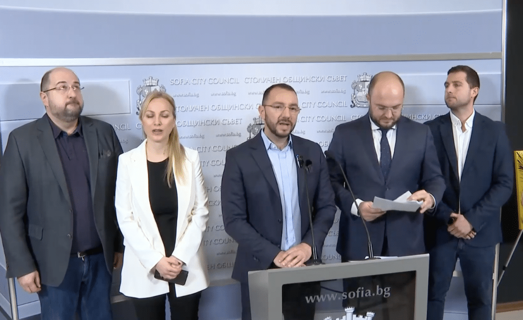 Общинарите от ГЕРБ-СДС също искат отстраняването на областния управител на София