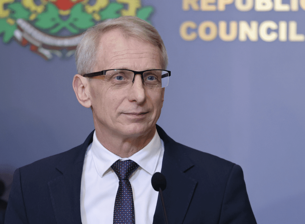 Премиерът Николай Денков подаде оставка