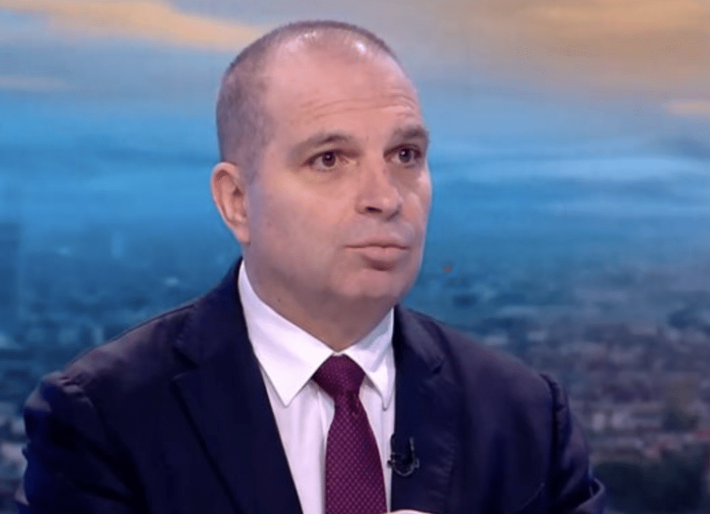 Гроздан Караджов: Комисията за Нотариуса е направена, за да потули следите