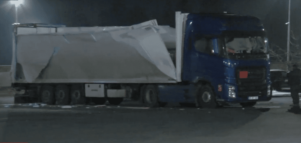 Прокуратурата наблюдава разследването за взрива на камион в Казанлък