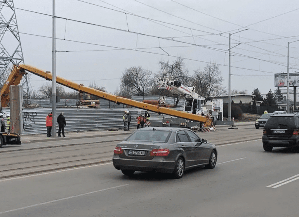 Кранът, който падна в София, не е бил претоварен, заявиха от „Метрополитен София“