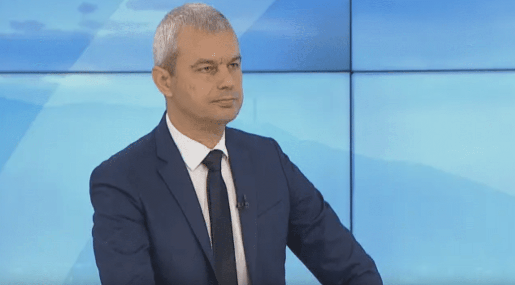 Костадинов: КС наруши Конституцията с отхвърлянето на референдума