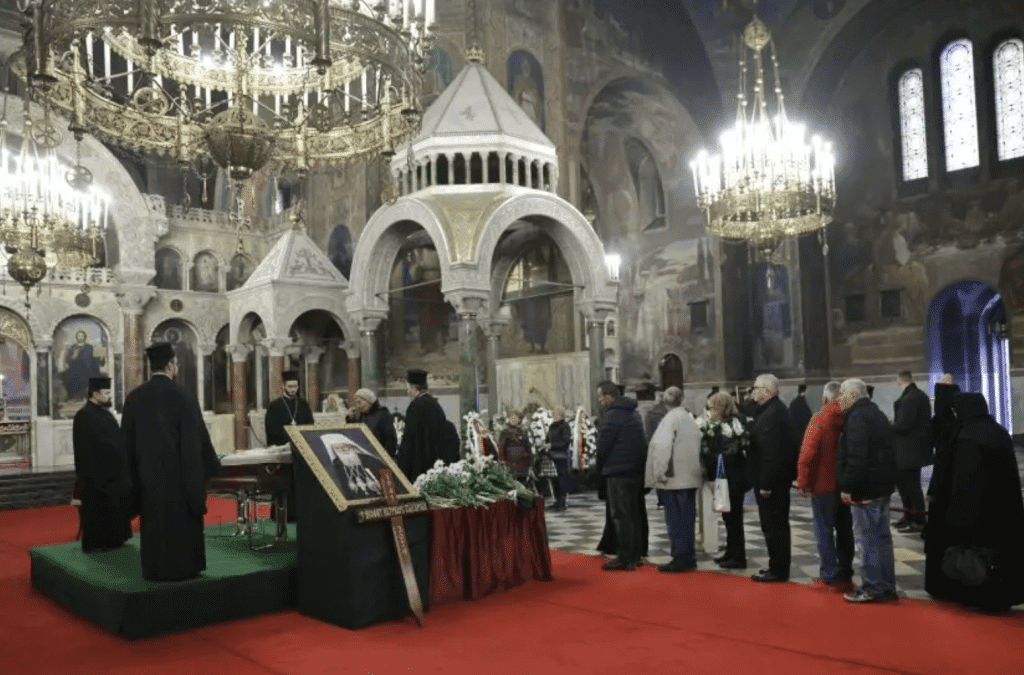 България изпраща патриарх Неофит в последния му земен път