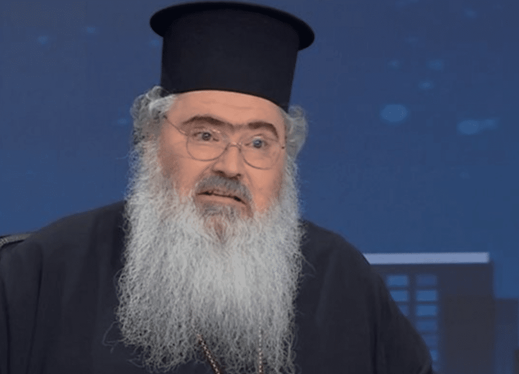 Митрополит Йоан отказа да даде причастие като мирянин на отец Иван