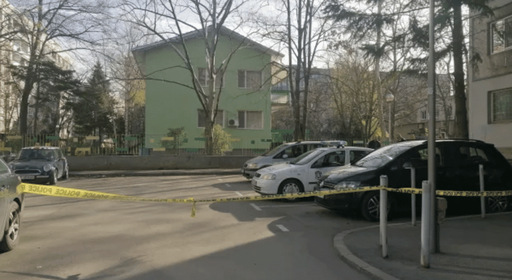 Откриха тяло до ясла в Русе, районът е отцепен