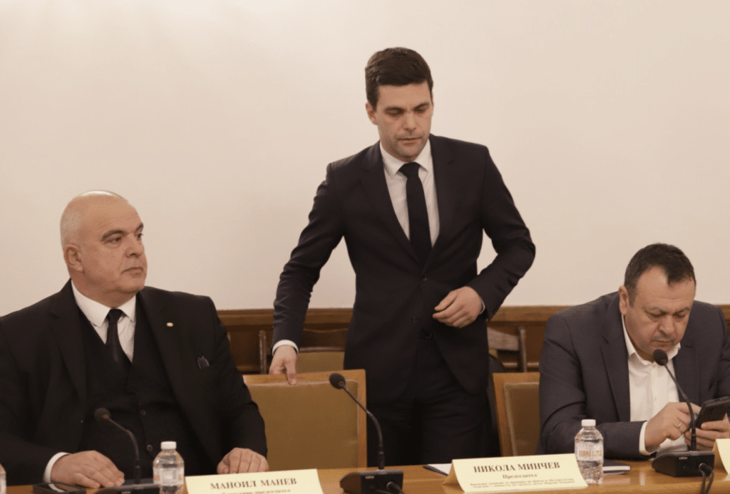 Втори опит на Комисията за Нотариуса да бъдат изслушани Сарафов, Гешев и Цацаров