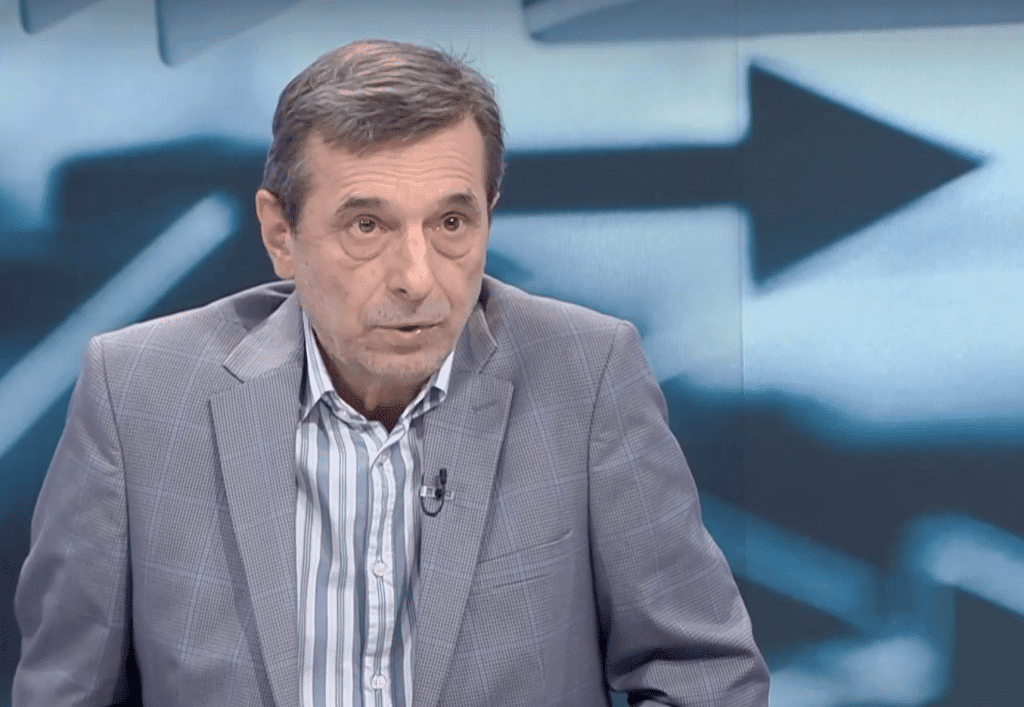 Манолов за великденските добавки: Универсално вярно решение за подобни ситуации няма