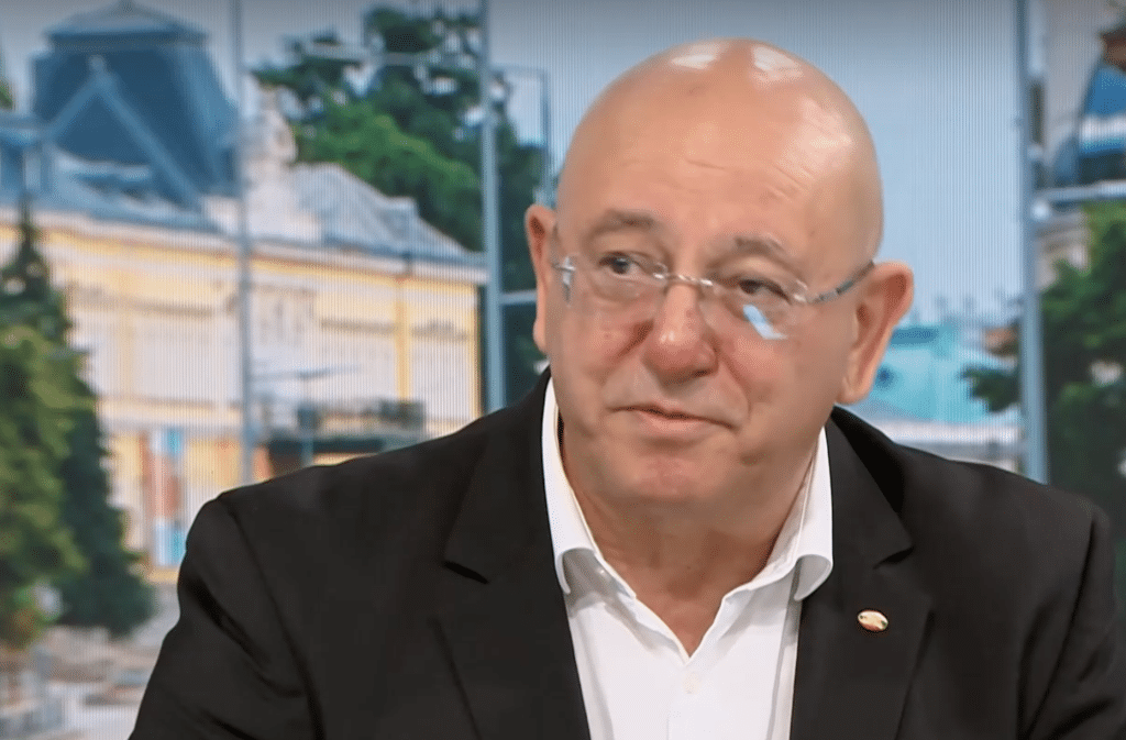 Емил Димитров – Ревизоро: Главчев не заслужава всичко това нещо