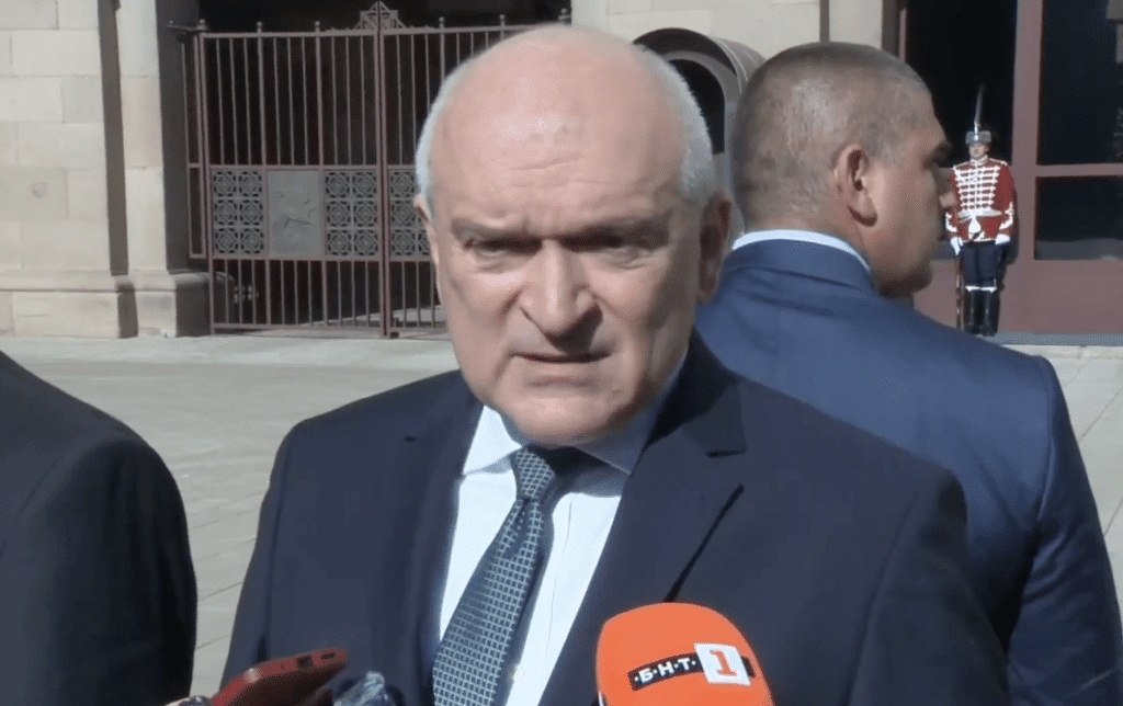 Главчев: Нямам новина за съобщаване, диалогът продължава