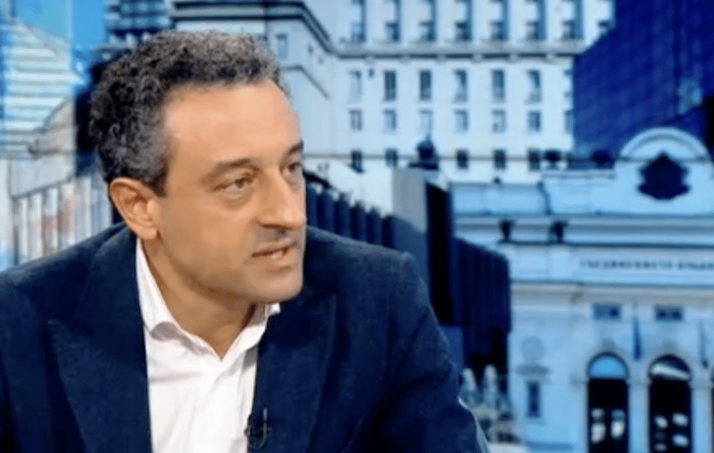 Лорер: Това е служебно правителство, което министър по министър се превръща в редовно