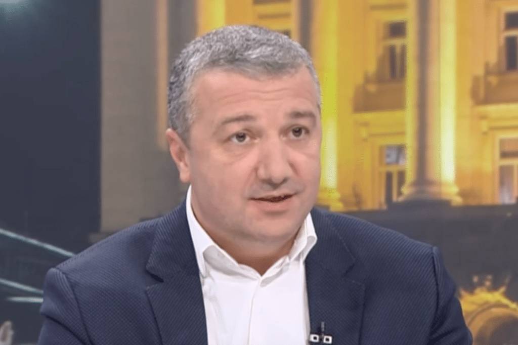 Драгомир Стойнев: Служебният кабинет ражда нови мини кризи