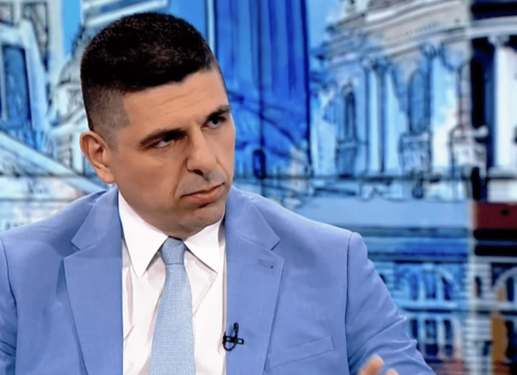 Ивайло Мирчев: Пеевски ни прати на избори