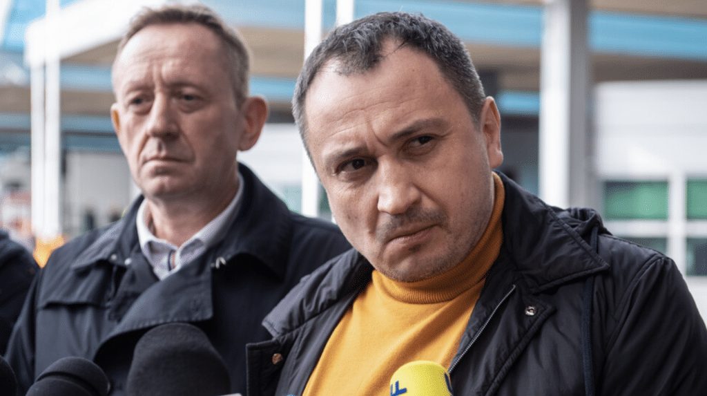 Украински министър е задържан след обвинение в корупция за милиони