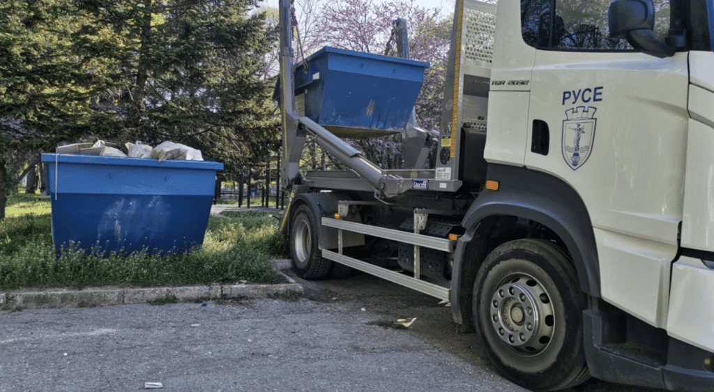 Кампанията за безплатно извозване на строителни отпадъци в Русе спира дейност в периода 29 април – 6 май