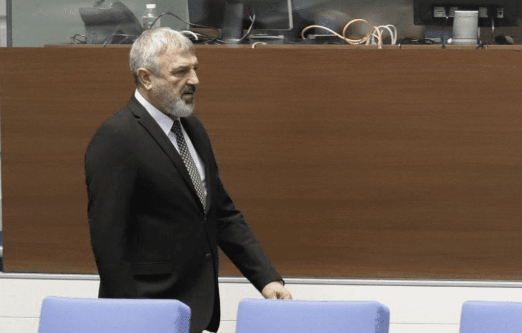 Парламентът прекрати пълномощията на Драгомир Драганов