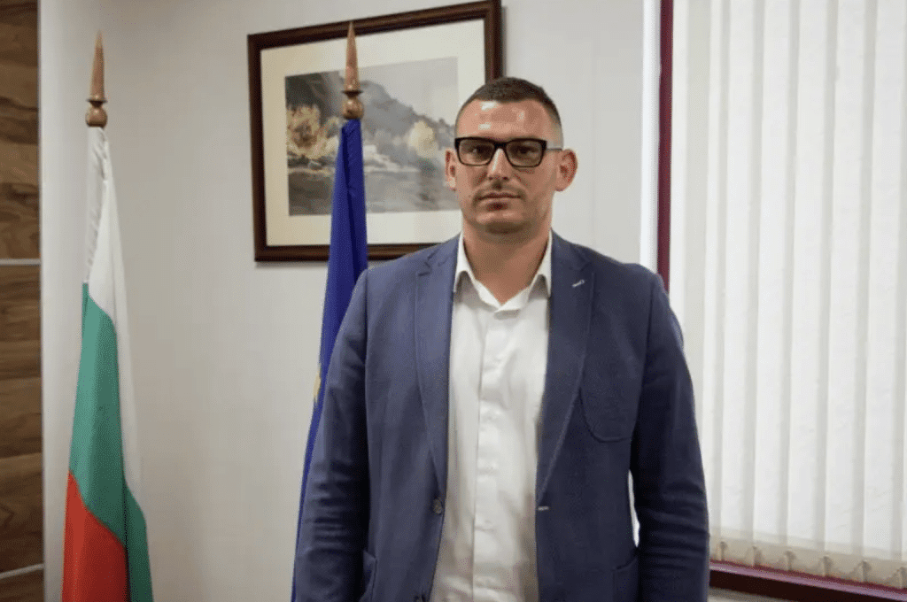 Смениха директора на Агенцията по геодезия, картография и кадастър