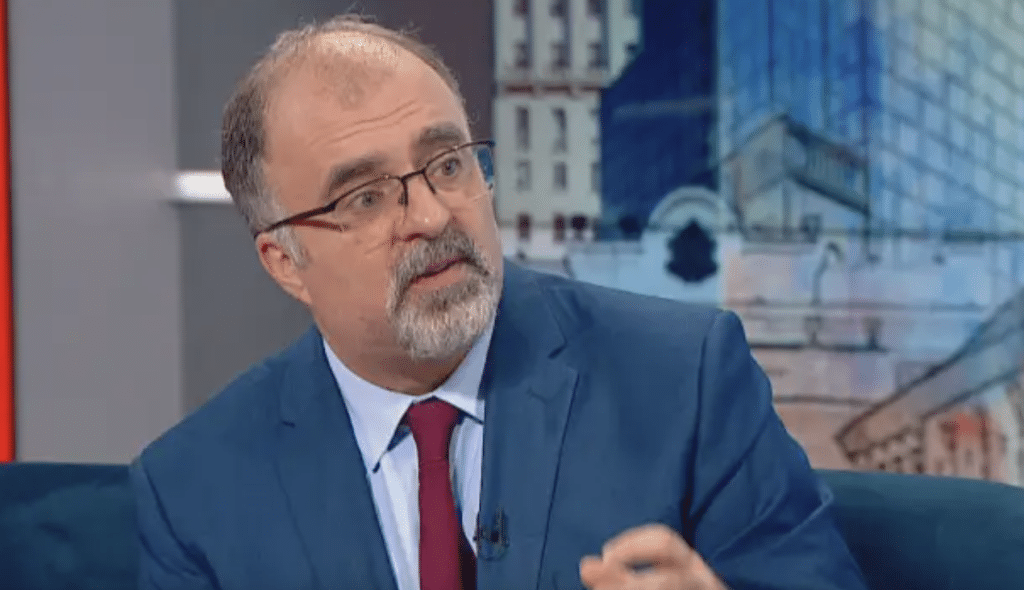 Двама служители на Министерството на културата са отстранени заради аферата с театрите