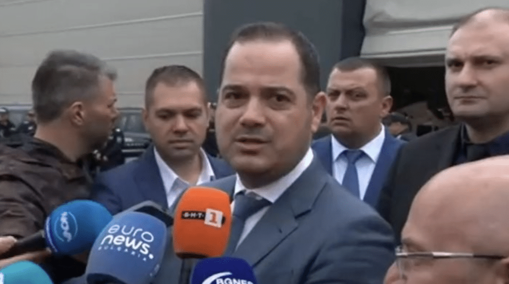 Стоянов: До момента има 128 сигнала за купуване на гласове