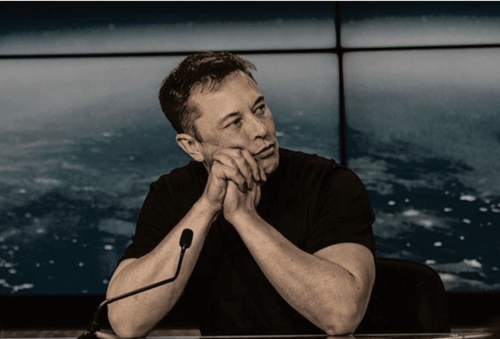 Илън Мъск: След години милиони хора ще имат импланти Neuralink