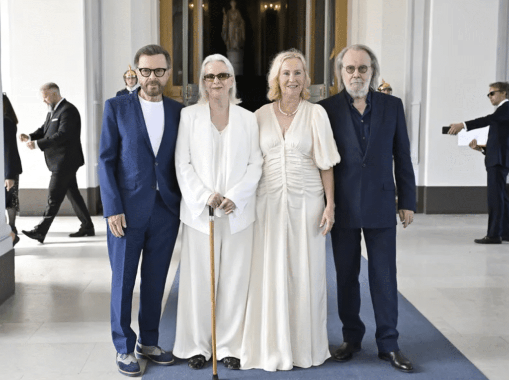 Членовете на ABBA получиха шведско рицарско звание