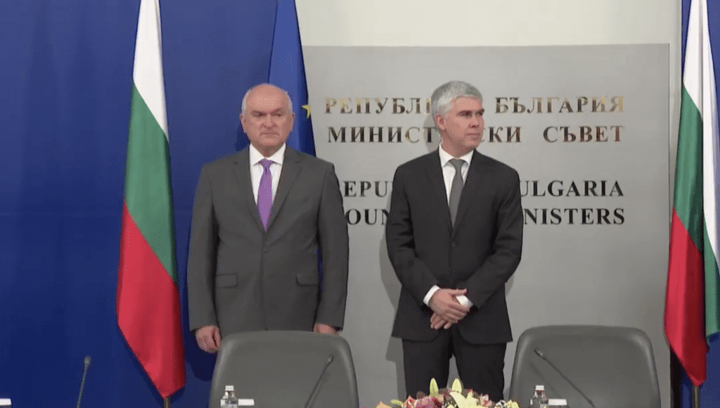 Подписаха договори за изграждане на Вертикален газов коридор