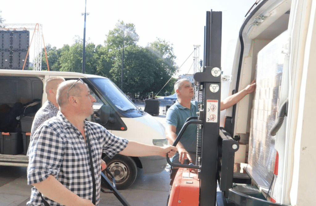 Ролките за машинното гласуване пристигнаха в Русе
