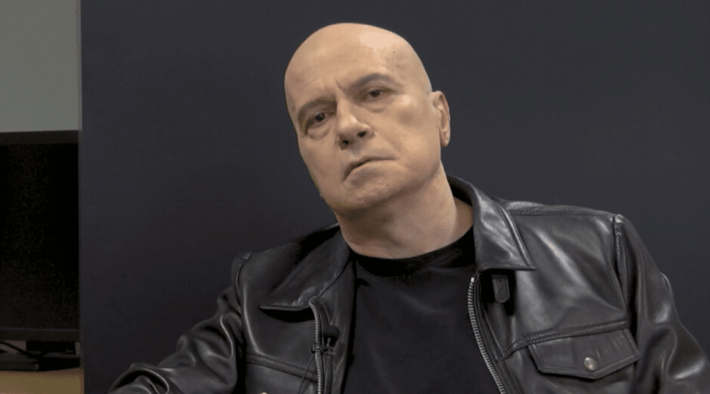 Слави Трифонов за „Петрохан“: Всеки, който казва да не се политизира – не разбира или се бърка