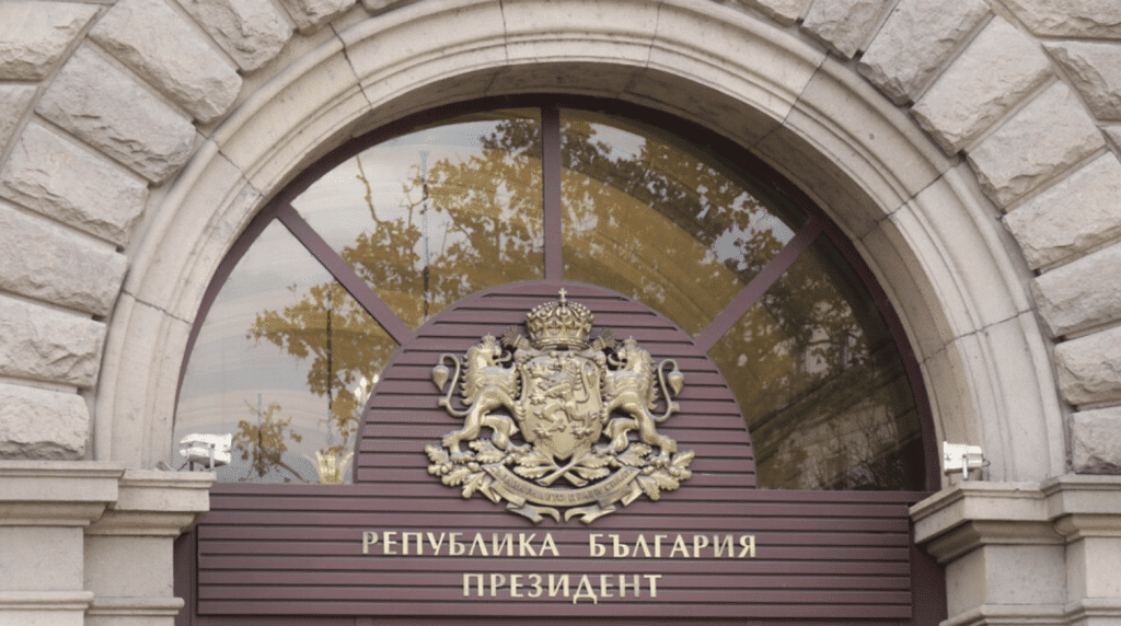 Президентството: Твърденията, че българите шпиони са имали връзка с Румен Радев, са абсурдни