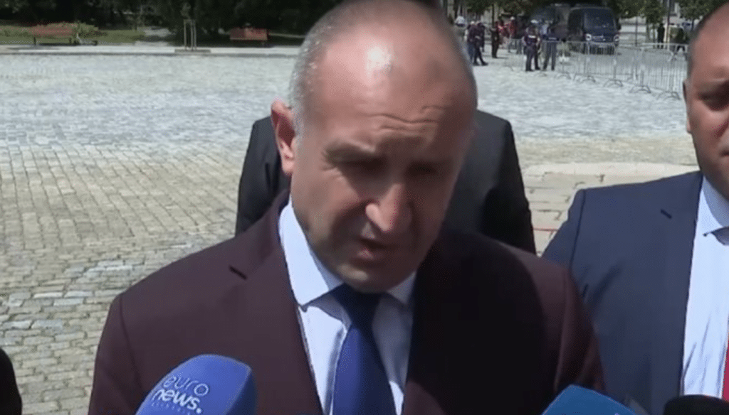 Румен Радев: Да пожелаем здраве и дълголетие на новия патриарх